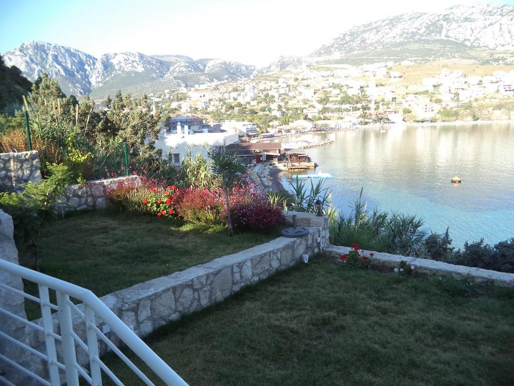 Reyhan Hotel Karaburun  Exterior photo